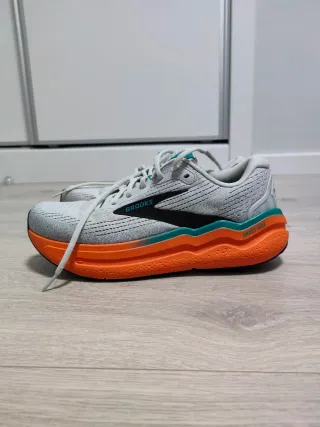 Brooks Ghost 2 Max (talla 42.5) Zapatillas Running