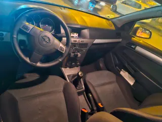 Opel Astra 2005