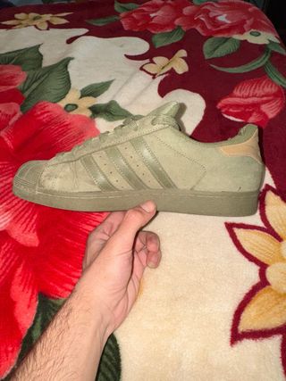 Adidas Superstar Beige/Verde Talla 42
