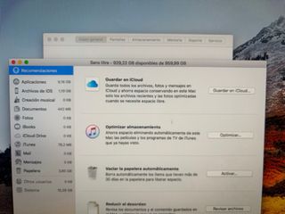 iMac Apple 21,5 pollici del 2011