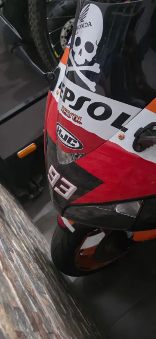 Honda CBR 1000 RR Repsol 2005