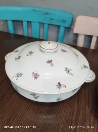 LIMOGES ANTIGUA ENSALADERA Y LEGUMBRERA