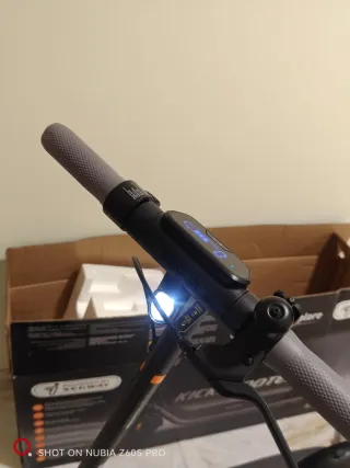 Monopatín eléctrico Segway Ninebot casi nuevo