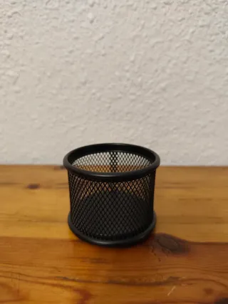 Organizador de escritorio metálico negro