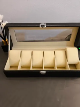 Custodia portaorologi in similpelle nera