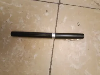 Caña de pescar plegable tipo bolígrafo