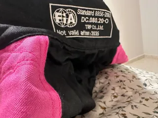 Equipación de carreras GT2i