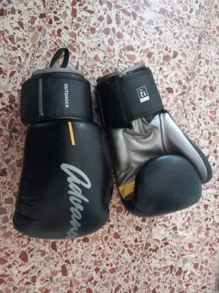 Guantes de Boxeo Outshock 12 Oz