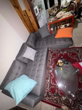 Divano angolare grigio tessuto