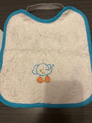 Lote de baberos para bebé