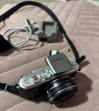 Cámara Digital Olympus PEN E-PL8