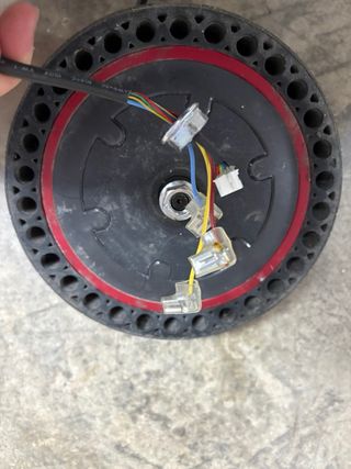 Motor patinete eléctrico con fallo sensor Hall