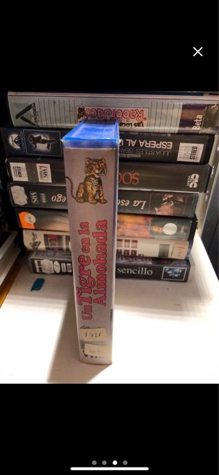 VHS Un Tigre en la Almohada (Comedia)