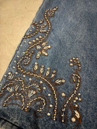 Vaqueros Nicoli Talla 32 con Pedrería