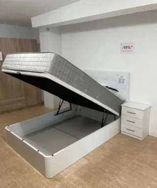 Oferta por cierre Canapé + colchón 250€