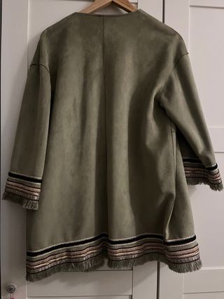 Chaqueta Zara efecto ante verde