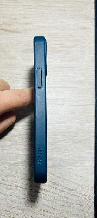 Funda iPhone 12 mini azul marino sin usar