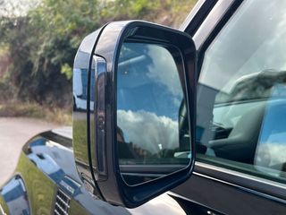 Land-Rover Defender 2.0 D240 SD4 S 110 Auto 4WD