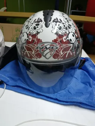 Casco Hello Kitty USA,  Casco marca JFM Casco NVG