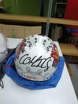 Casco Hello Kitty USA,  Casco marca JFM Casco NVG