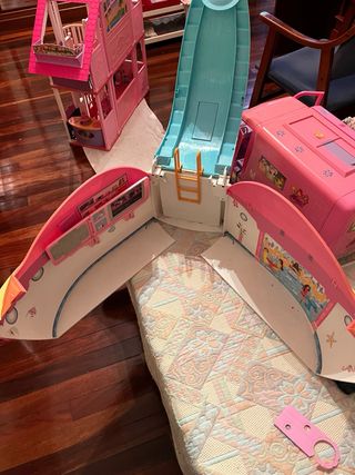 Yate de juguete Barbie con música