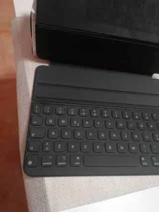 Funda Teclado Smart Keyboard Folio QWERTY