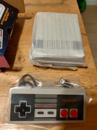 Nintendo NES Classic Mini Console