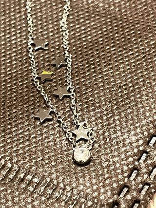 Cadena plateada con estrellas y circonitas