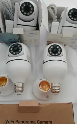 4 Cámaras IP WiFi Conectadas al Móvil