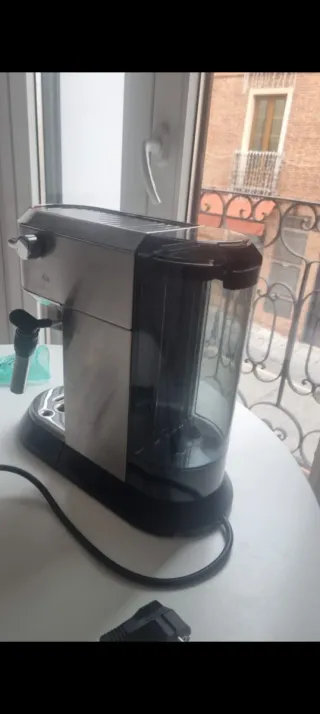 Cafetera espresso DeLonghi
