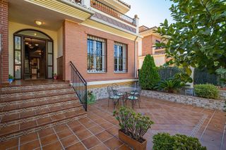 Chalet en venta en Cerrillo de Maracena - Periodistas en Granada