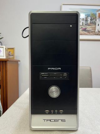 Torre PC Tacens Prior + Windows 7 formateado