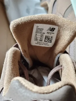 New Balance 9060 Marrón Verde Oliva