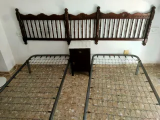 3 Cabecero antiguo de madera