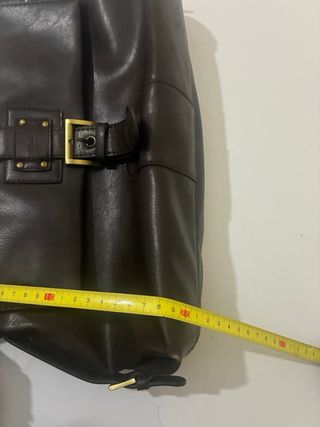 Bolso marrón de piel y2k