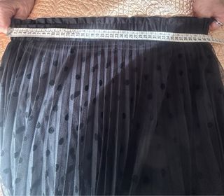 Falda larga negra Stradivarius lunares