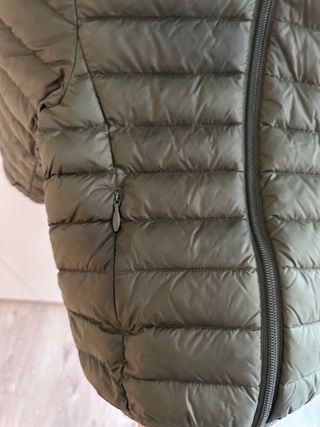 Abrigo Jott verde oliva. Niños talla 4 a. Perfecto