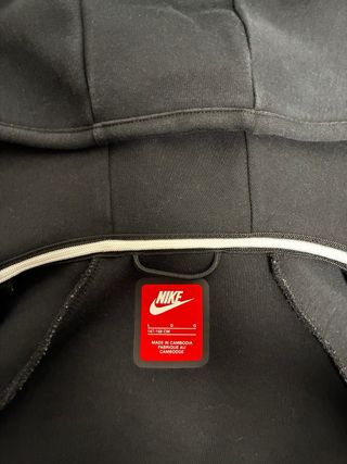 Sudadera Nike Tech Fleece Talla L (147-158)