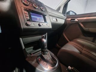 VW Touran 2.0 TDI DSG 140CV ETIQ B TECHO Y BOLA