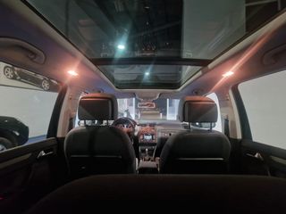 VW Touran 2.0 TDI DSG 140CV ETIQ B TECHO Y BOLA