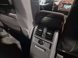 VW Touran 2.0 TDI DSG 140CV ETIQ B TECHO Y BOLA