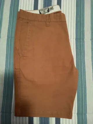 Pantalón corto Volcom chico talla 32