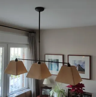 Lámpara de techo 3 pantallas.