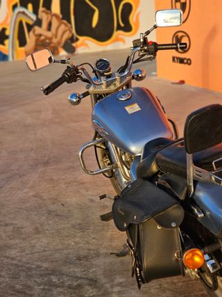 Suzuki Marauder 250cc Custom