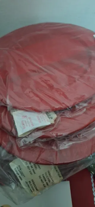 Sottopiatti in legno rosso