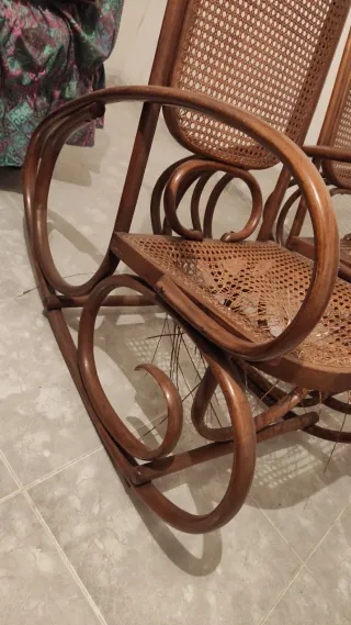 2 Mecedoras antiguas en Pantoja