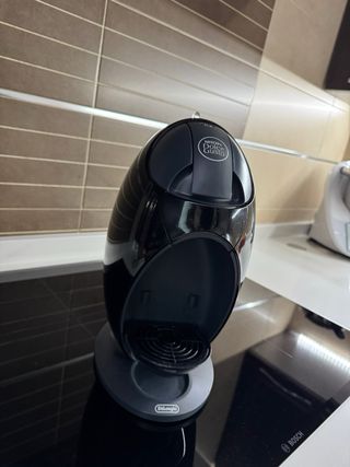 Cafetera Dolce Gusto Negra
