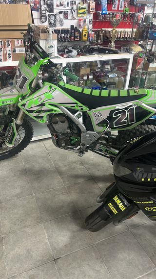 Moto Kawasaki Cross  en Perfecto estado no hay