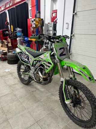 Moto Kawasaki Cross  en Perfecto estado no hay