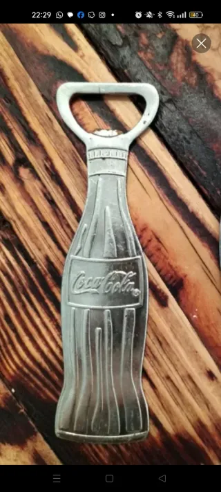 Apertura bottiglie vintage Coca Cola